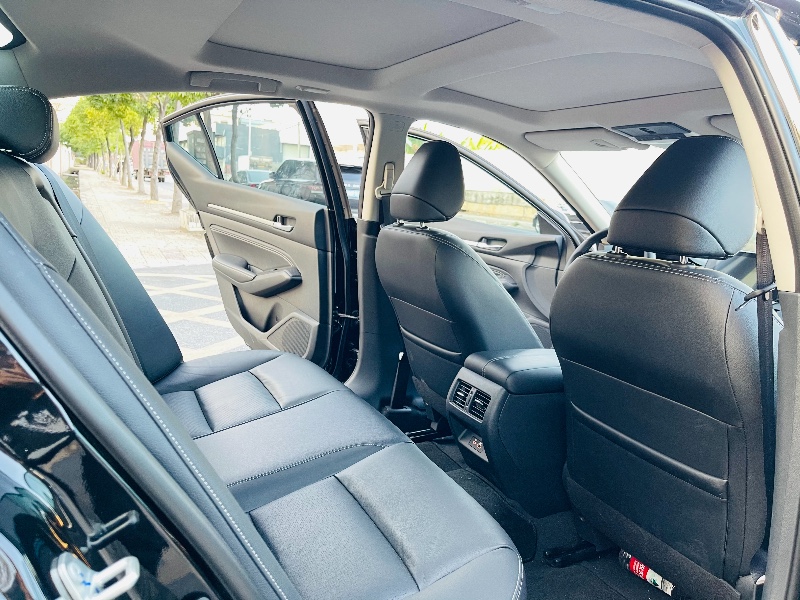 东莞20年日产天籁3