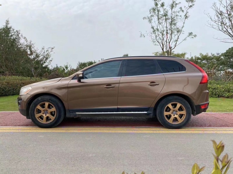 枣庄10年沃尔沃XC607