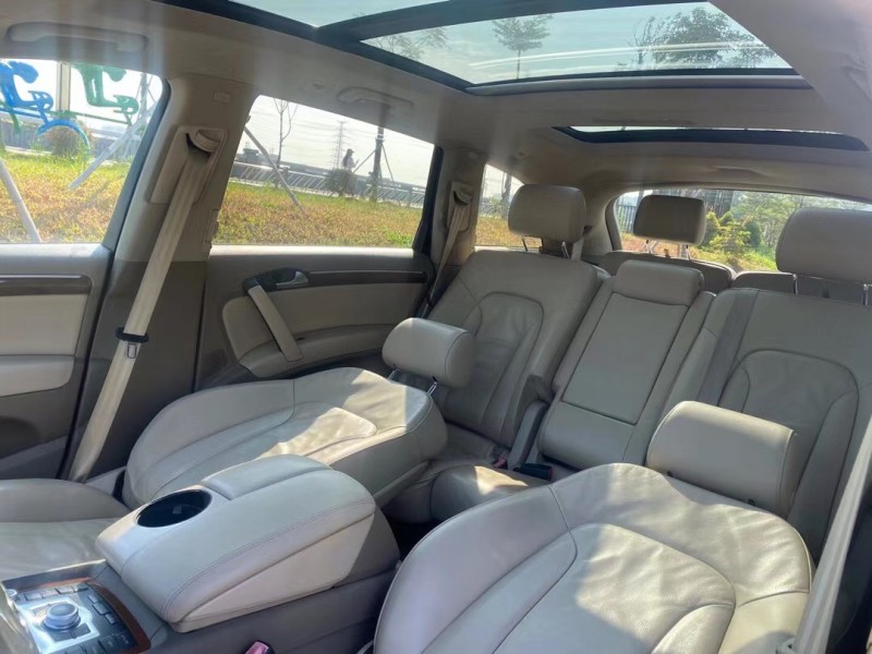 东莞07年奥迪Q74