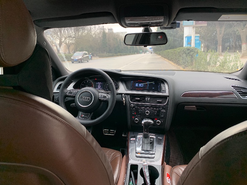 郑州15年奥迪A4L8