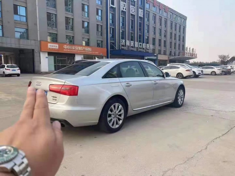 青岛13年奥迪A6L3