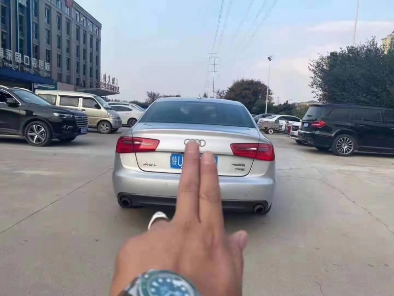 青岛13年奥迪A6L1