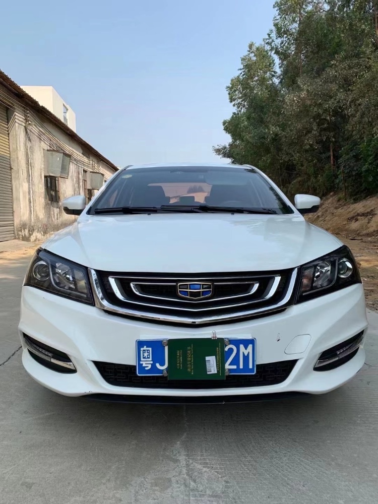 江门17年吉利帝豪1