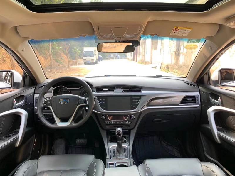 江门17年吉利帝豪4