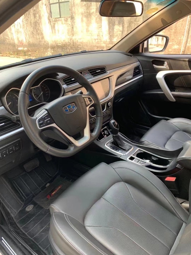 江门17年吉利帝豪7