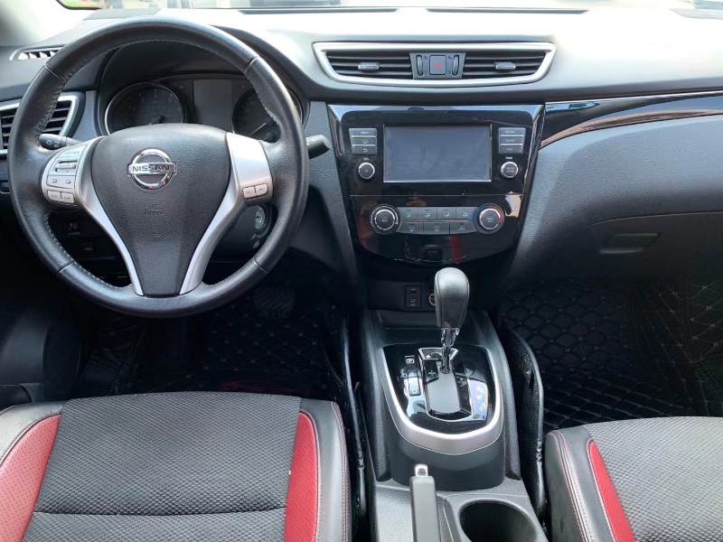 中山17年日产逍客6