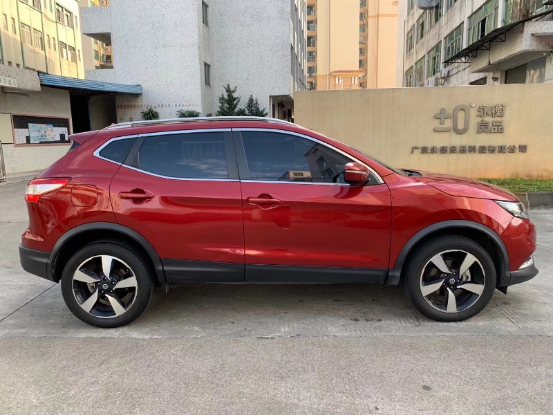 中山17年日产逍客3