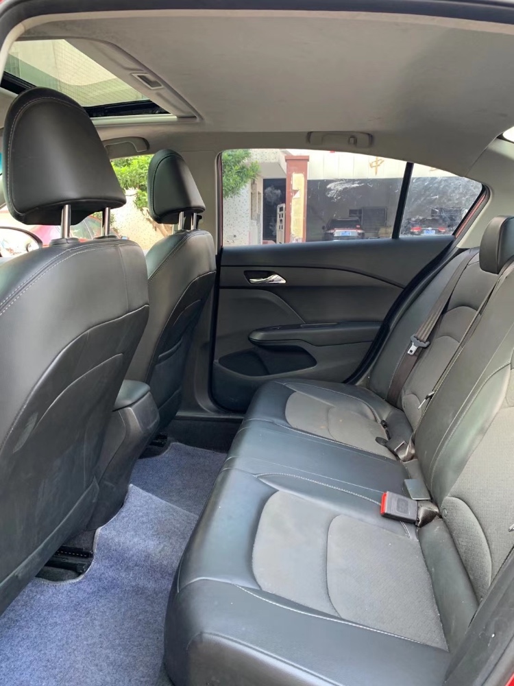 中山18年雪佛兰科沃兹5