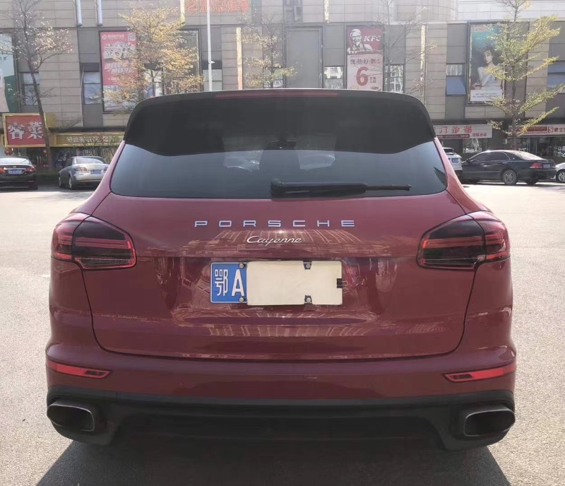 广州18年保时捷卡宴7