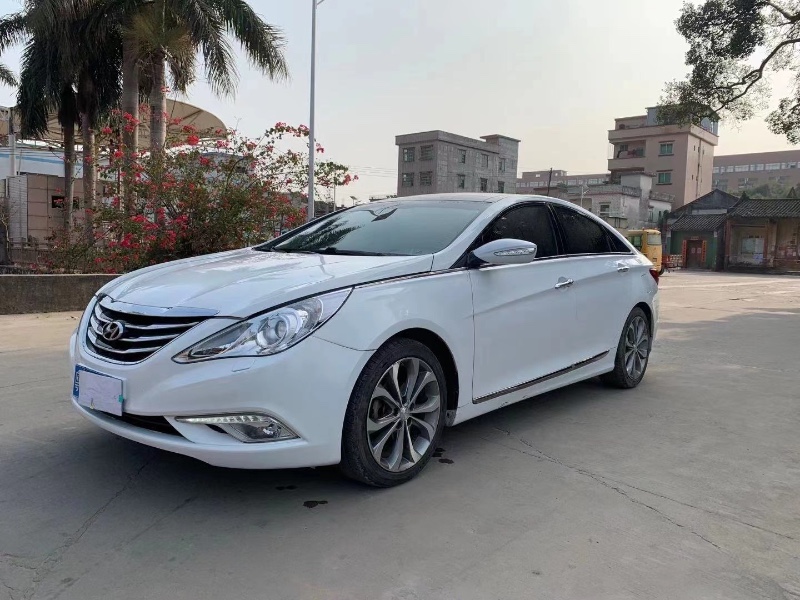 东莞15年现代索纳塔八3