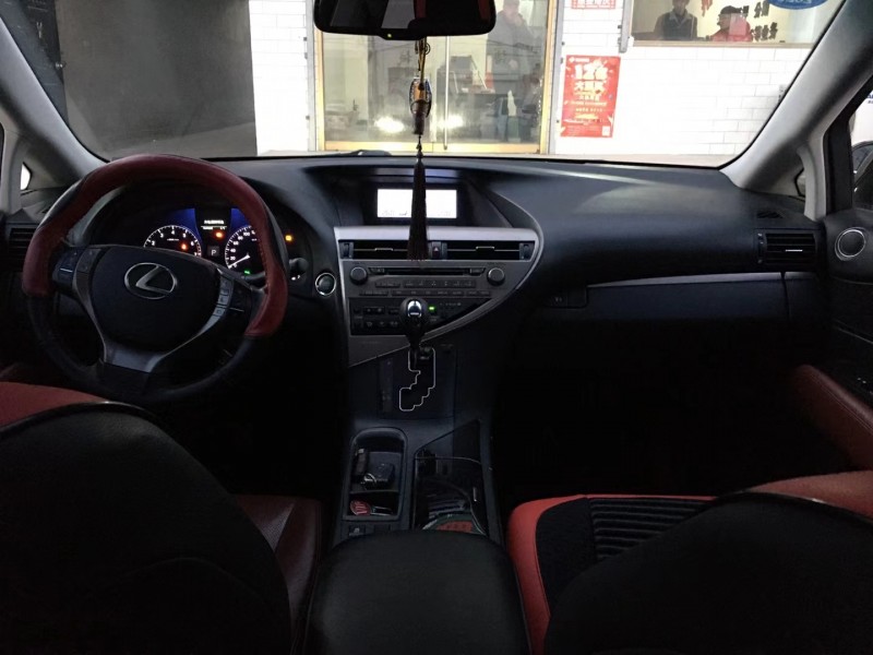 保定13年雷克萨斯RX5