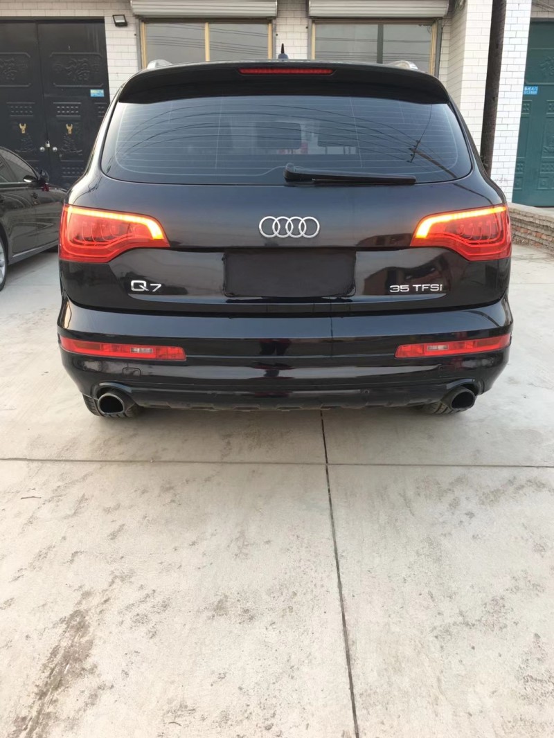 保定13年奥迪Q78