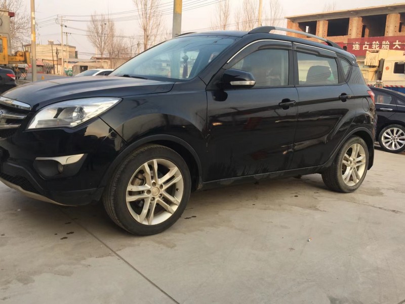 保定14年长安汽车长安CS352