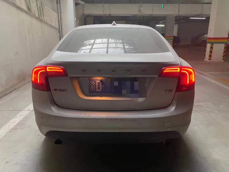 重慶12年沃爾沃S60L8