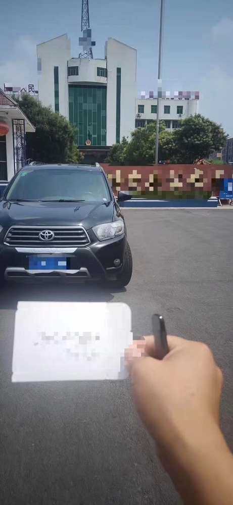 郑州11年丰田汉兰达1