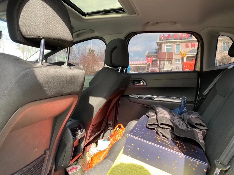 济南16年标致30086