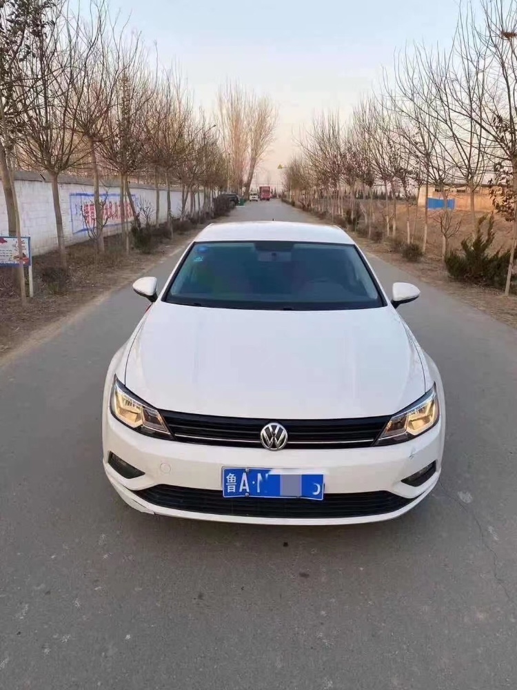 济南18年大众凌渡1