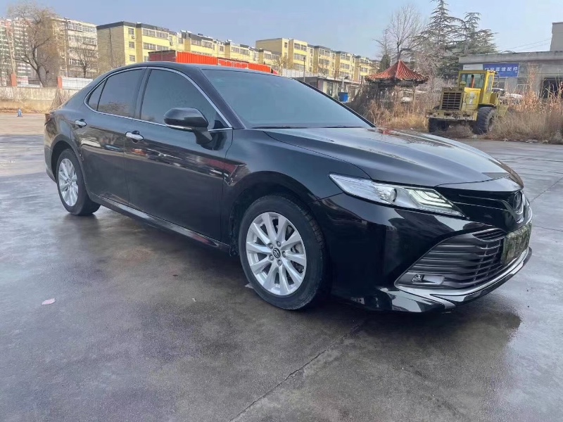 枣庄19年丰田凯美瑞3