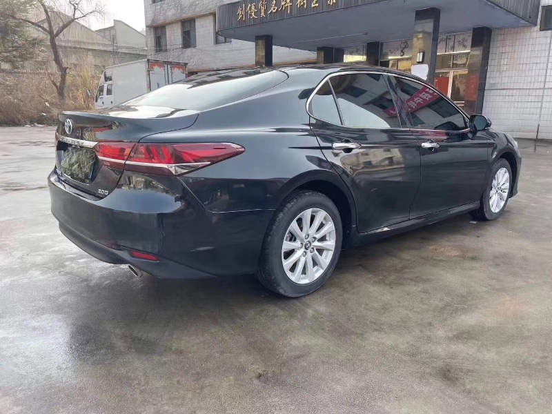 枣庄19年丰田凯美瑞5