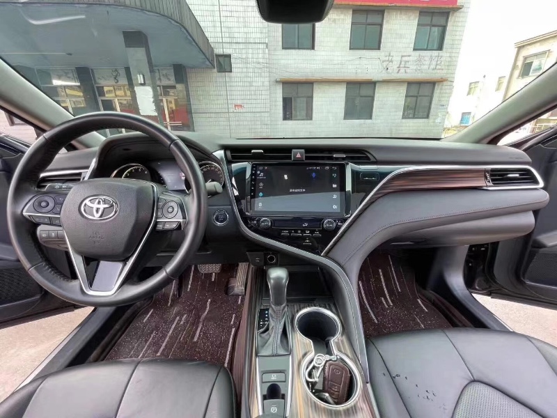 枣庄19年丰田凯美瑞6