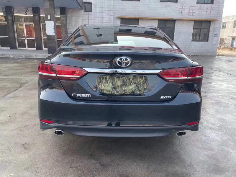 枣庄19年丰田凯美瑞9