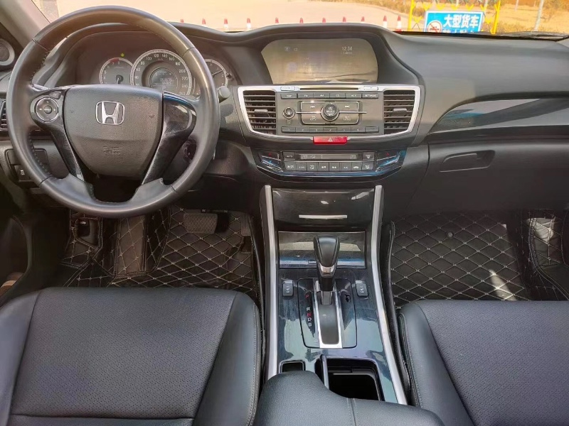 淄博17年本田雅阁6