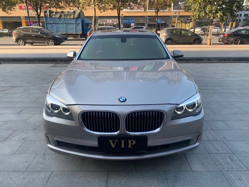 佛山10年宝马7系1