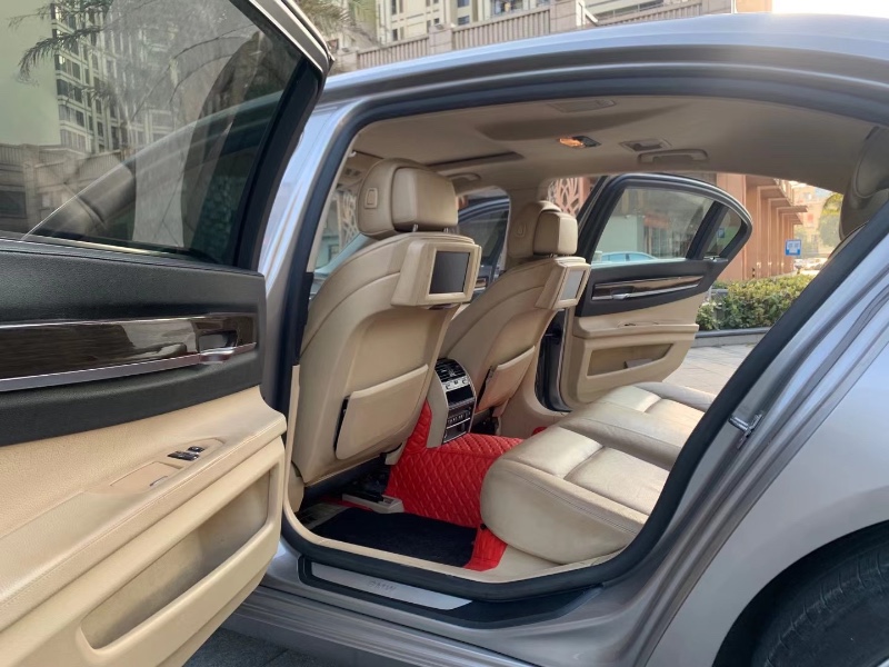 佛山10年宝马7系6