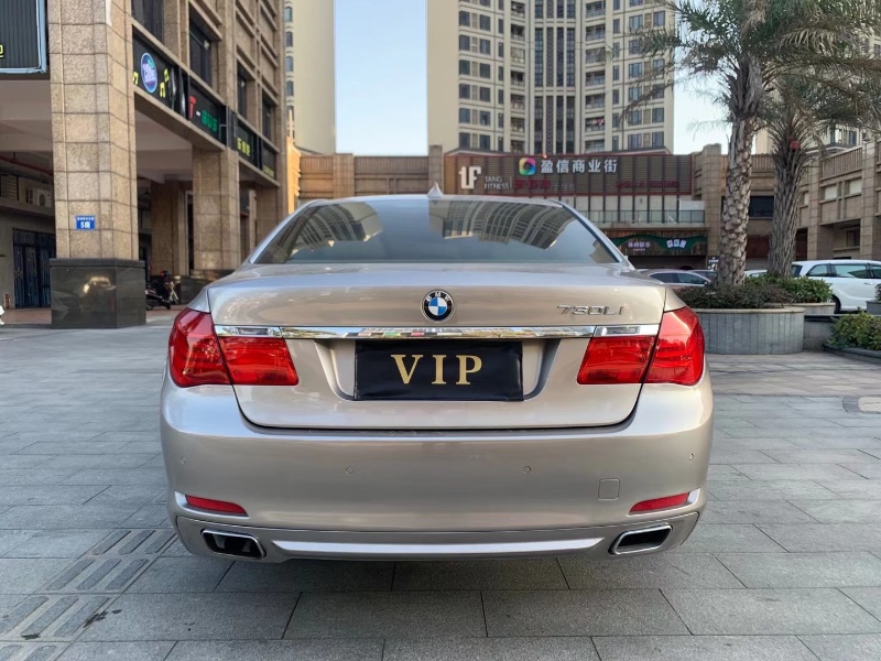 佛山10年宝马7系7