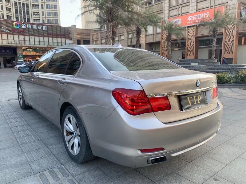 佛山10年宝马7系8