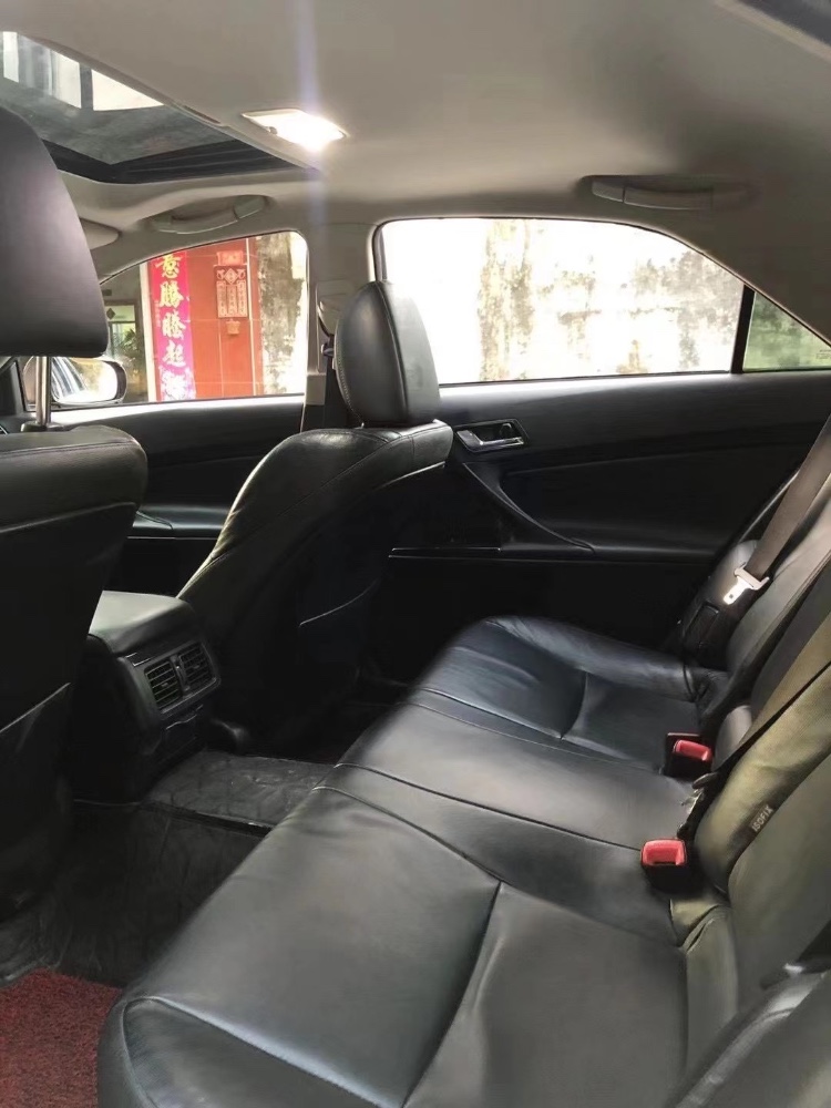 江门12年丰田锐志5