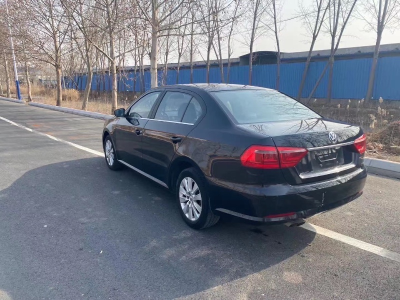 烟台14年大众朗逸4