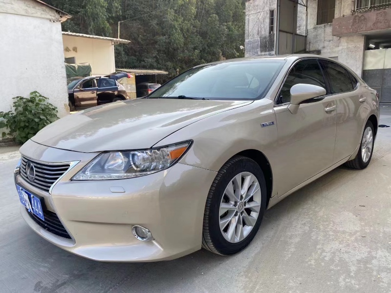 江门13年雷克萨斯ES2