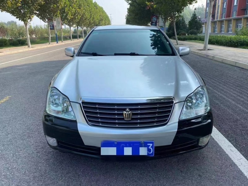 廊坊08年丰田皇冠1