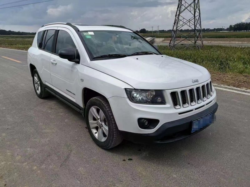 咸陽14年Jeep指南者7