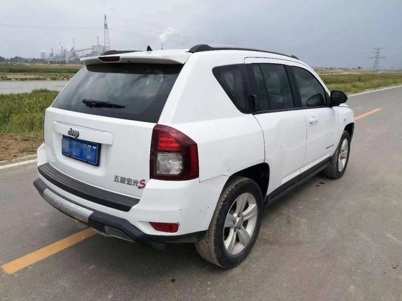 咸陽14年Jeep指南者2