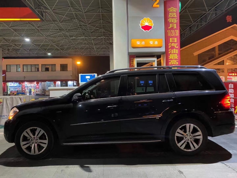 成都11年奔驰GL1