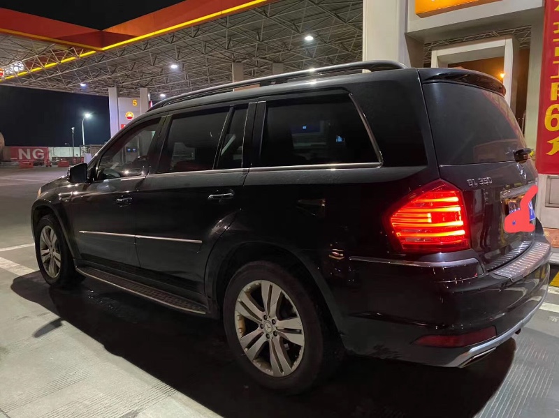 成都11年奔驰GL7