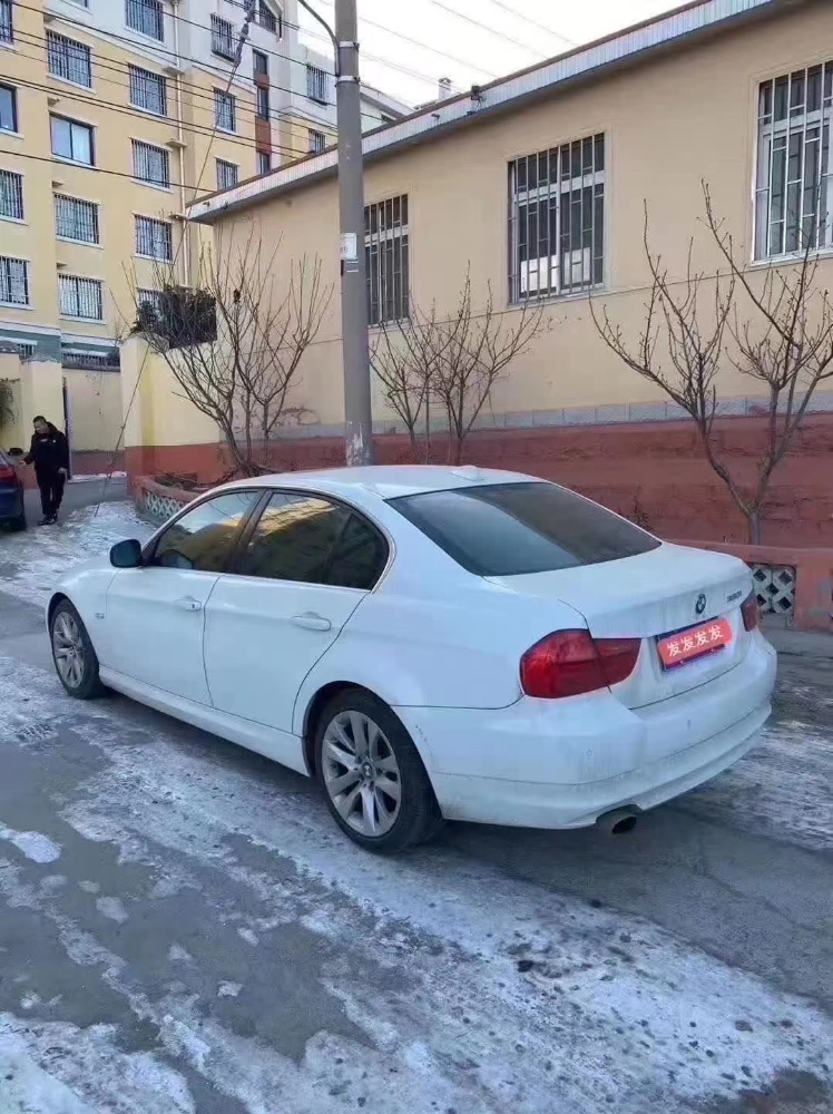 青岛11年宝马3系3