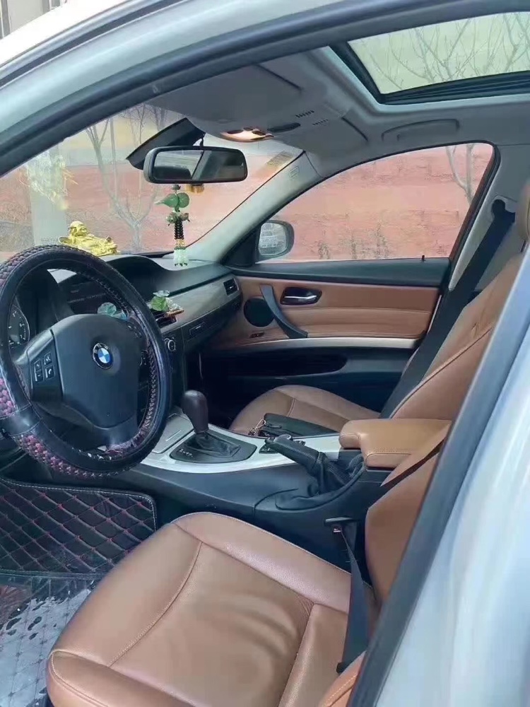 青岛11年宝马3系8