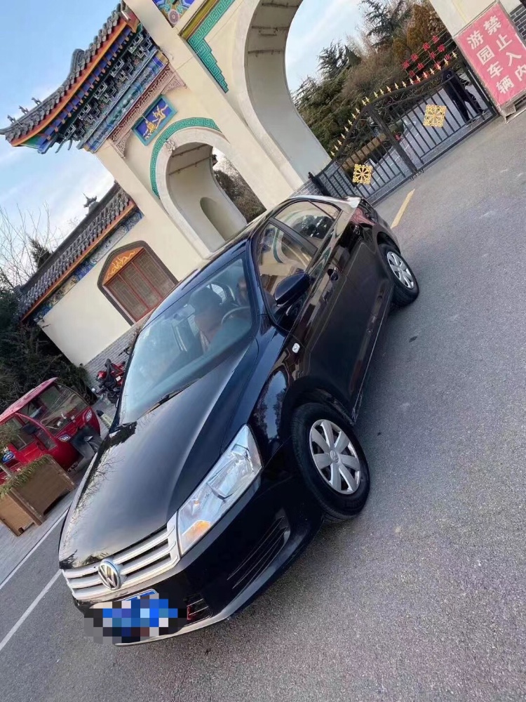 济南13年大众桑塔纳2