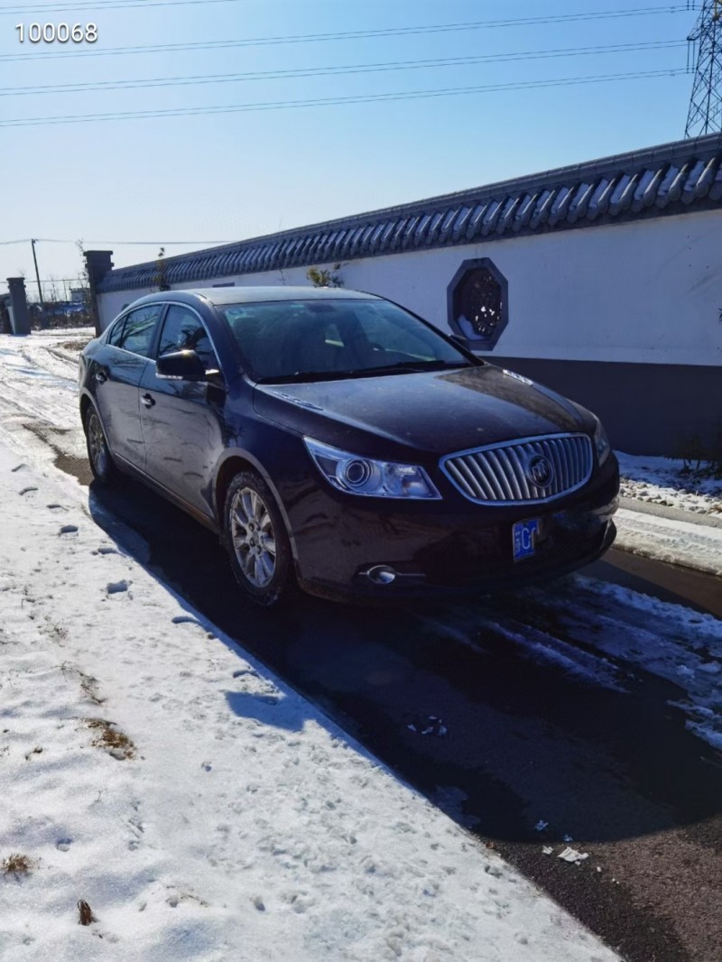 徐州12年别克君越2