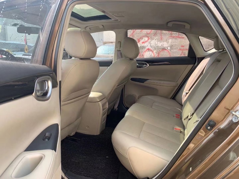 广州16年日产轩逸3