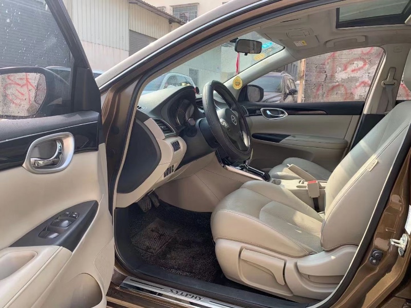 广州16年日产轩逸4