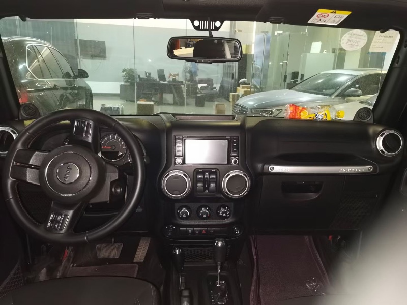 泉州14年Jeep牧馬人4