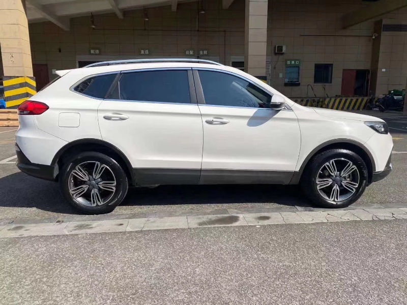 臺州17年獵豹汽車CS102