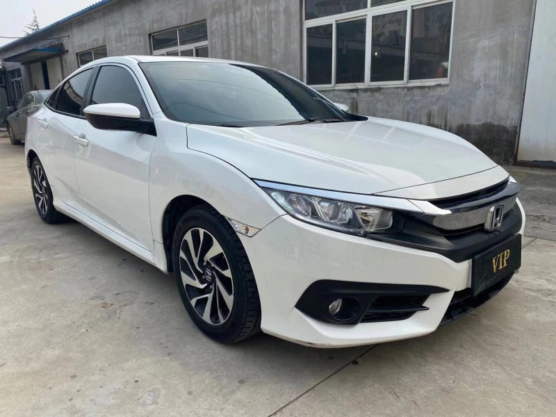 济宁19年本田思域2