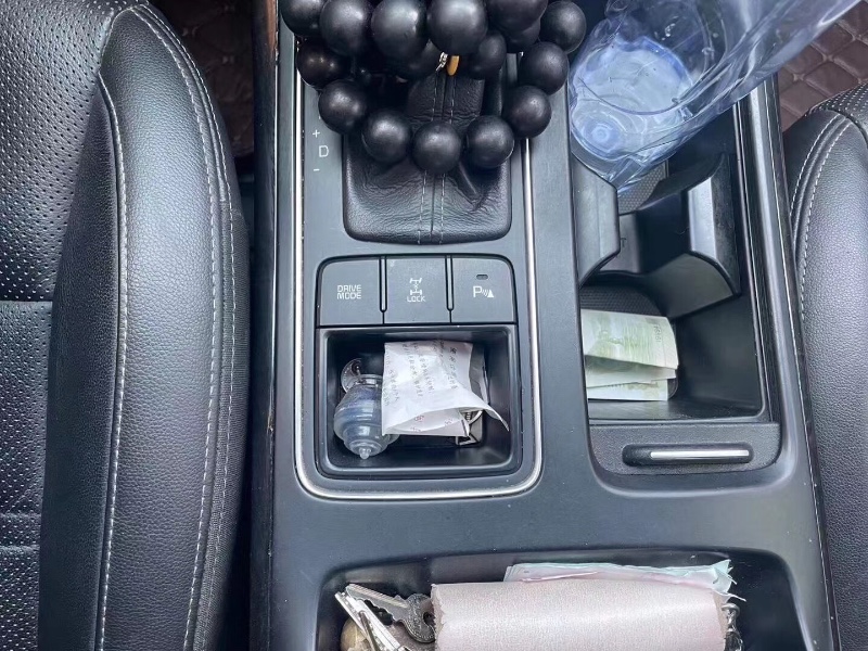 北京16年起亚索兰托3