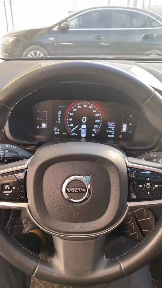 北京18年沃尔沃S908