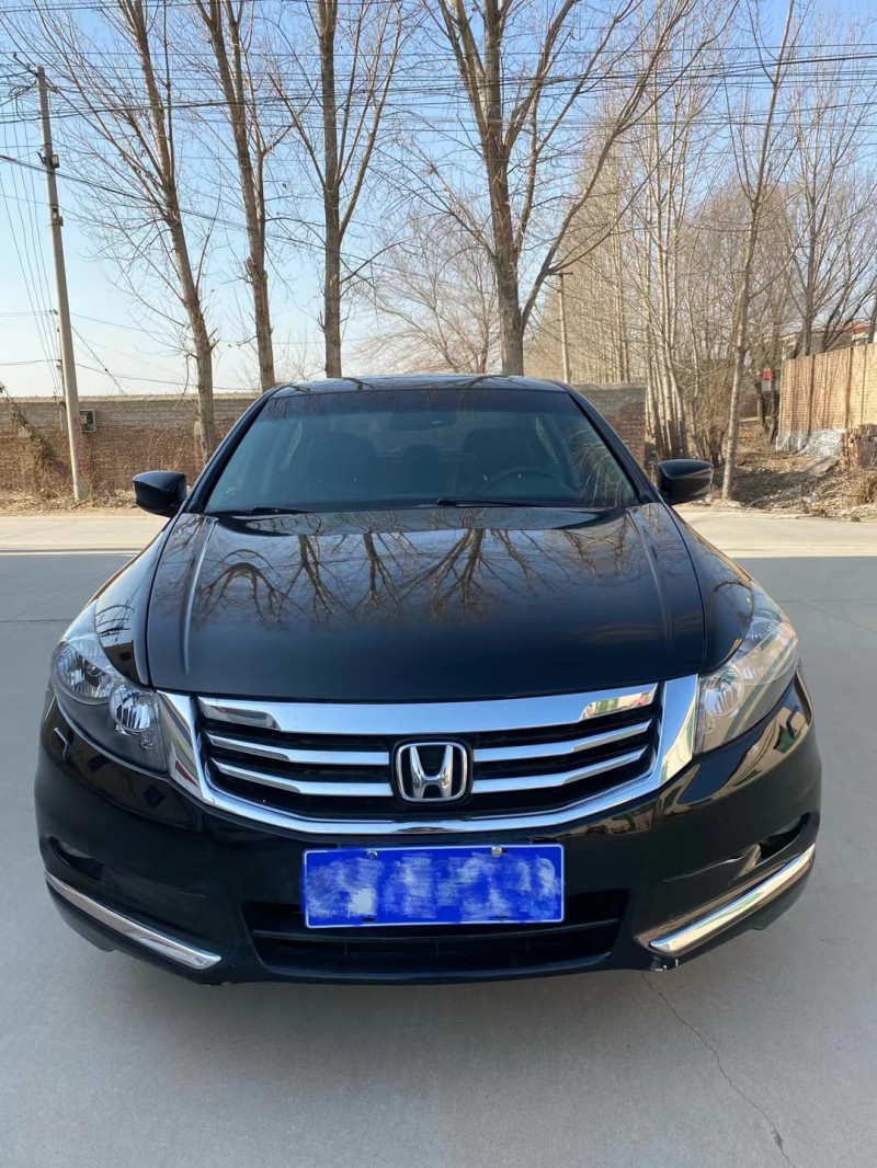 保定12年本田雅阁1